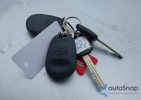 2015 Toyota Tacoma Base V6/Trd Pro из США, поврежденный, VIN 3TMLU4EN6FM185335